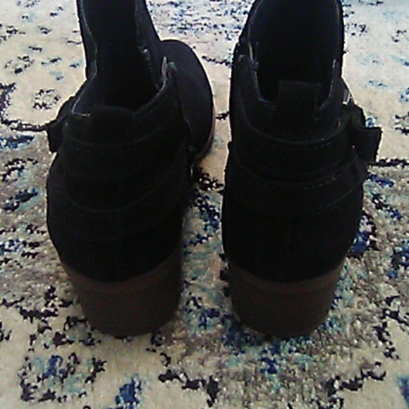 BWOT Navy blue suede boots! - Picture 3 of 6